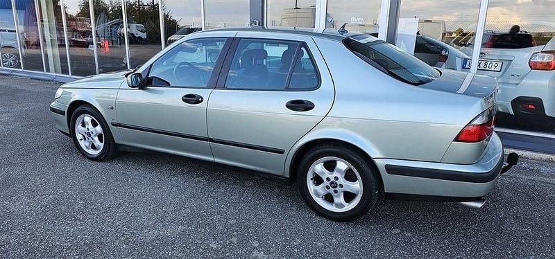 Begagnad Saab 9-5 185 HK (136 kW) 2000 Ljusgrön Sedan