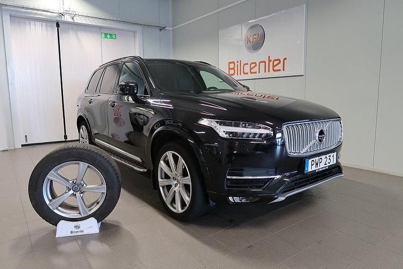 Svart Begagnad 2016 Volvo XC90 Inscription SUV | 379 900 kr (Bra pris) - Bild 1/3