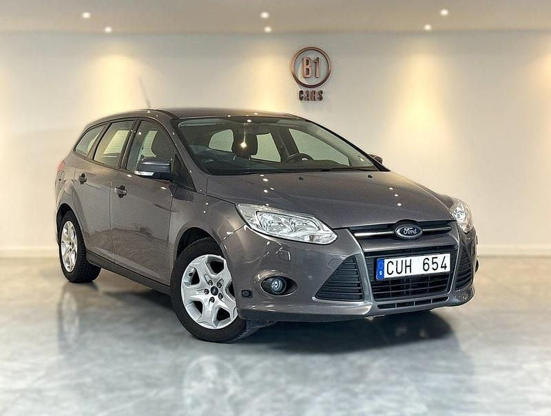 Brun Begagnad 2011 Ford Focus Trend Kombi | 49 900 kr (Marknadspris) - Bild 1/4