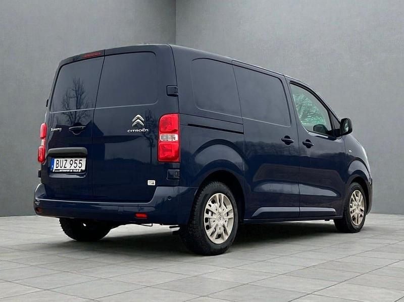 Begagnad Citroën Jumpy 116 HK (85 kW) 2018 Blå Minibuss