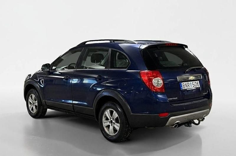 Begagnad Chevrolet Captiva 150 HK (110 kW) 2007 Mörkblå SUV
