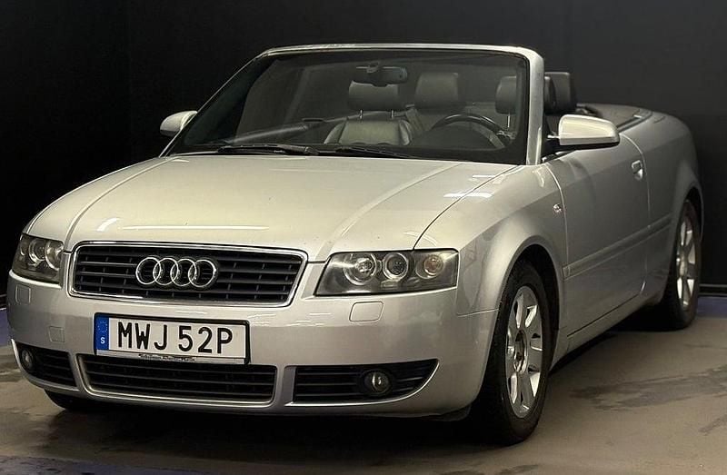 Begagnad Audi A4 Cabriolet 163 HK (119 kW) 2006 Silver Cab