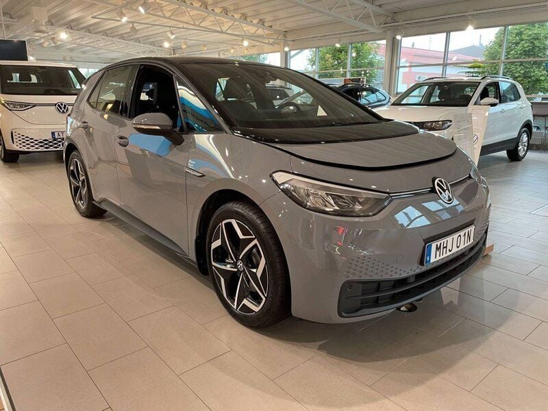 Grå Begagnad 2022 VW ID.3 Pro Halvkombi | 447 000 kr - Bild 1/4