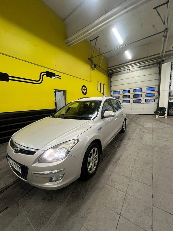 Begagnad 2010 Hyundai i30 Kombi | 22 000 kr (Marknadspris) - Bild 1/4