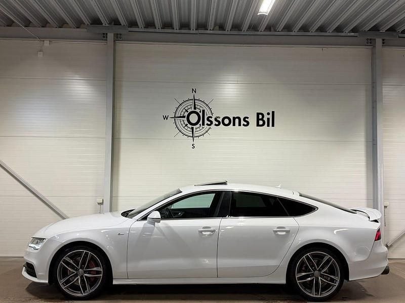 Begagnad Audi A7 S-Line 313 HK (230 kW) 2012 Vit Halvkombi