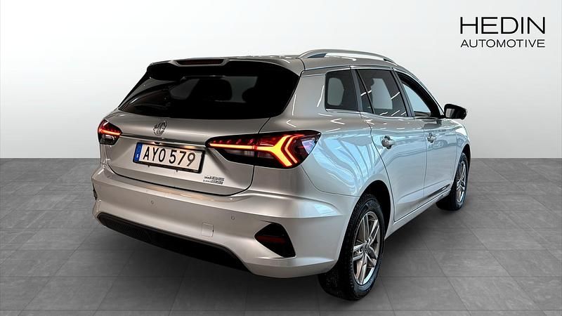 Begagnad MG MG5 EV 114 kW (156 HK) 2022 Grå Kombi