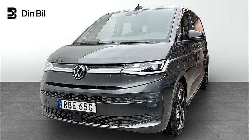 Grå Begagnad 2024 VW Multivan Style Van | 639 900 kr - Bild 1/4