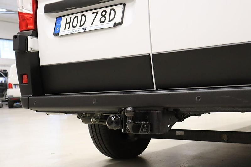 Begagnad Citroën Jumper 140 HK (102 kW) 2024 Vit Minibuss