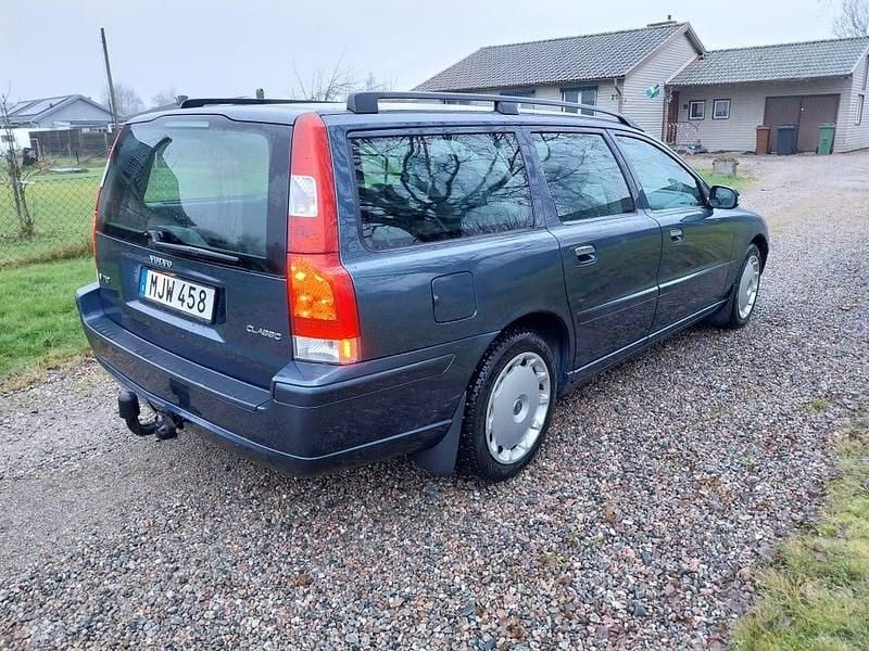 Blåmetallic Begagnad 2007 Volvo V70 Standard Kombi | 34 500 kr (Marknadspris) - Bild 1/2