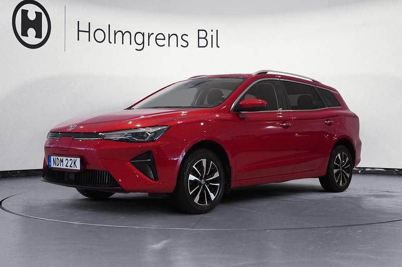 Begagnad MG MG5 EV Comfort 130 kW (177 HK) 2022 Röd Kombi