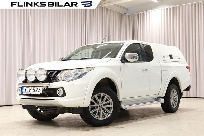 Vit Begagnad 2019 Mitsubishi L200 Pickup | 339 900 kr (Dyr) - Bild 1/4