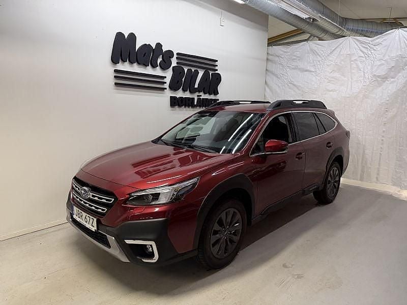 Röd Ny 2025 Subaru Outback Kombi | 481 800 kr - Bild 1/4