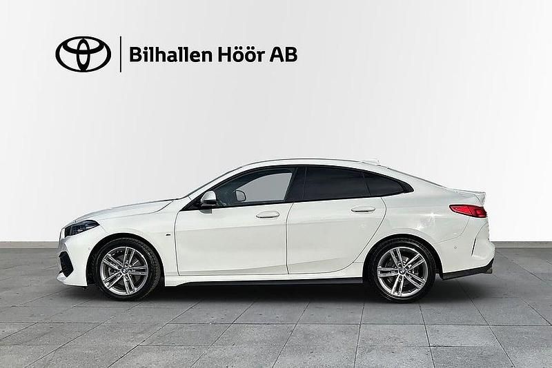 Begagnad BMW 218 137 HK (100 kW) 2021 Vit Sportkupé