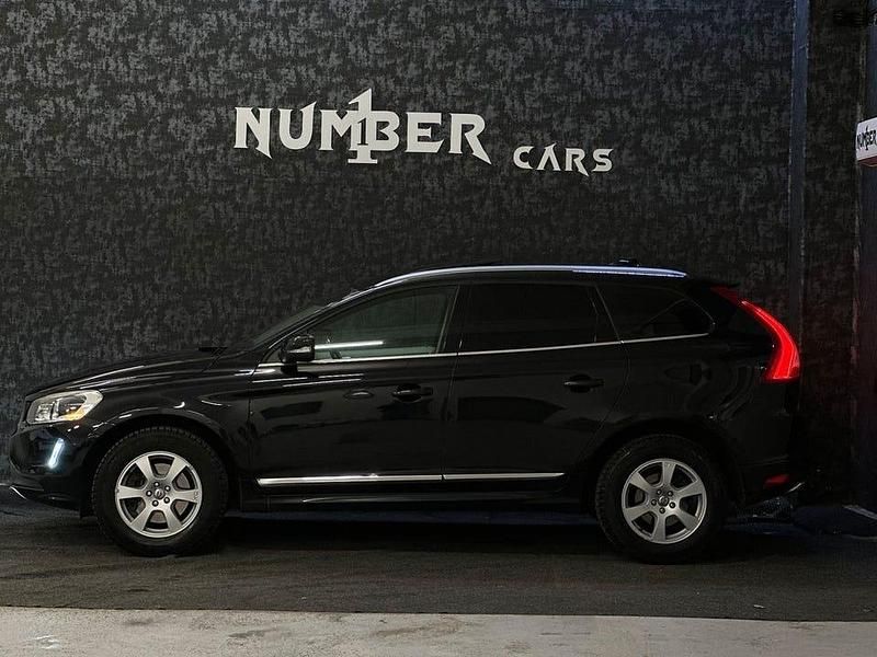 Begagnad Volvo XC60 Summum 181 HK (133 kW) 2014 Svart SUV