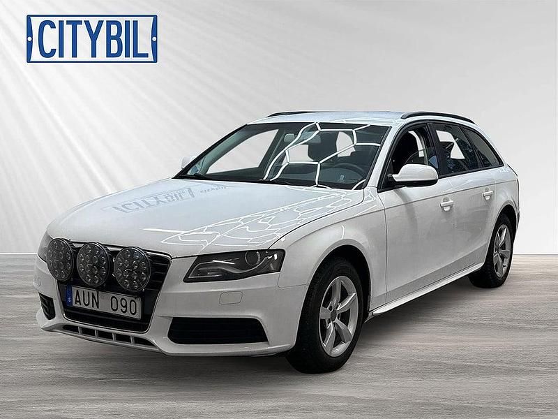 Vit Begagnad 2009 Audi A4 Kombi | 54 900 kr (Lite dyr) - Bild 1/4