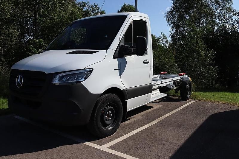 Vit Ny 2025 Mercedes 420 Pickup | 1 095 000 kr - Bild 1/4