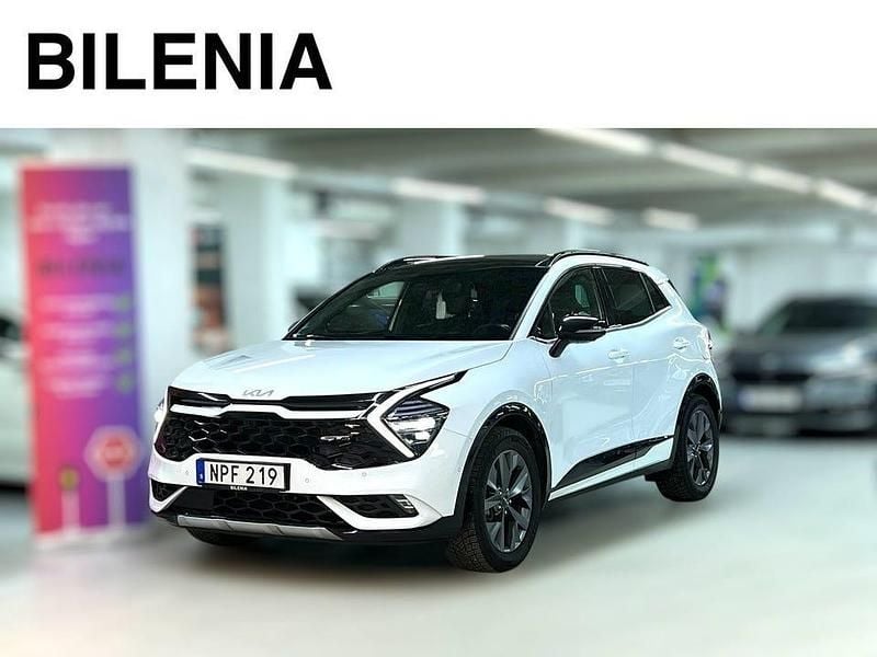 Vit Begagnad 2022 Kia Sportage GT-Line SUV | 328 000 kr (Marknadspris) - Bild 1/3