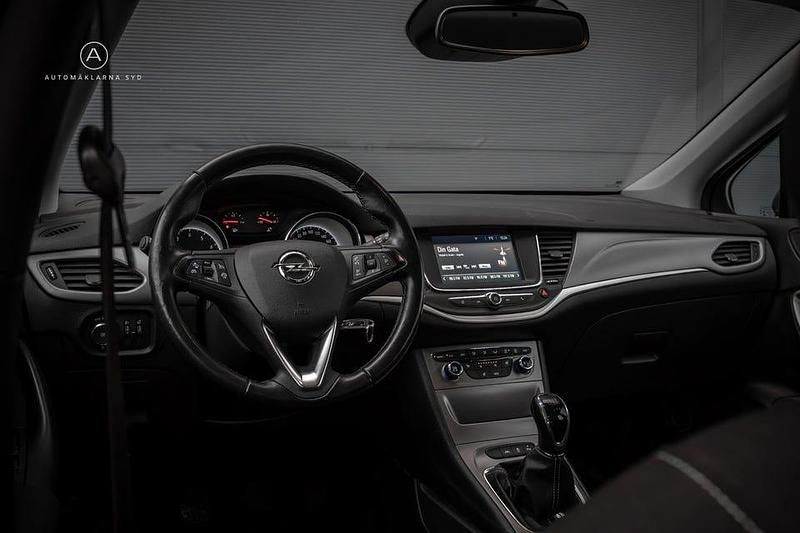 Begagnad Opel Astra Enjoy 125 HK (91 kW) 2018 Grå