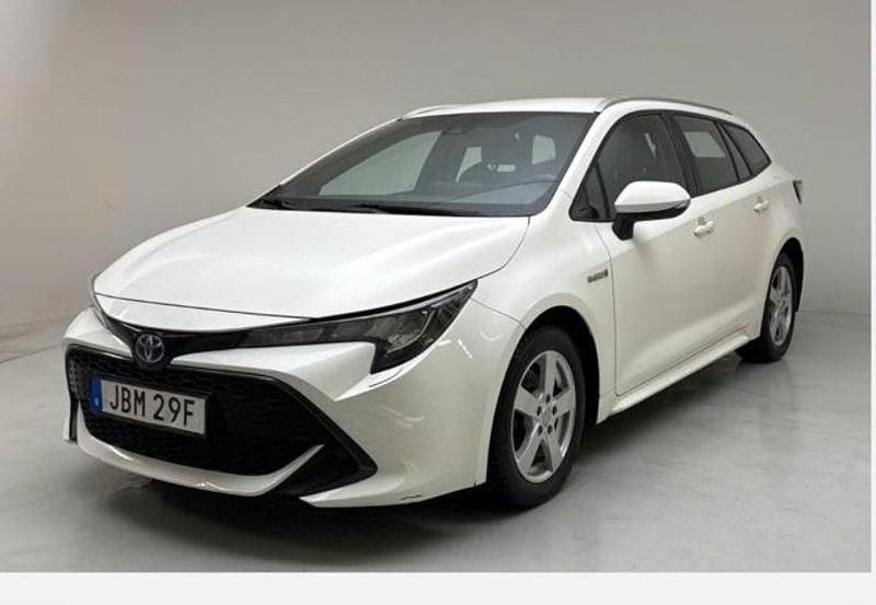Vit Begagnad 2019 Toyota Corolla Active Kombi | 189 000 kr (Marknadspris) - Bild 1/4