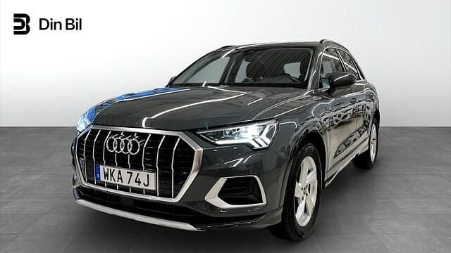 Nanogrå metallic Begagnad 2023 Audi Q3 Advanced Plus SUV | 329 000 kr (Marknadspris) - Bild 1/4