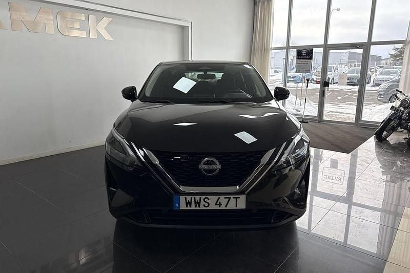 Begagnad Nissan Qashqai Acenta 140 HK (102 kW) 2022 Svart SUV