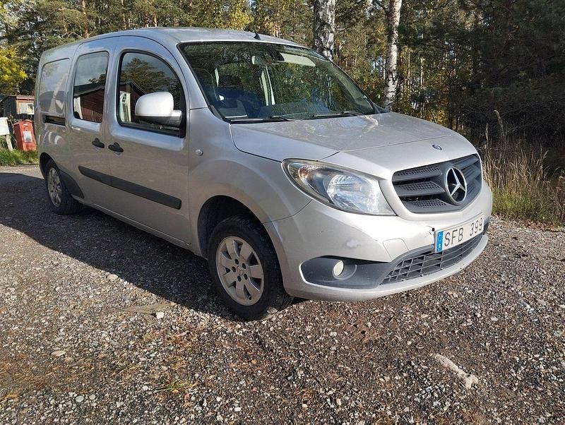Begagnad Mercedes Citan 109 90 HK (66 kW) 2013 Silver Van