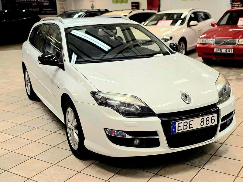 Vit Begagnad 2012 Renault Laguna GrandTour Kombi | 64 900 kr (Marknadspris) - Bild 1/4