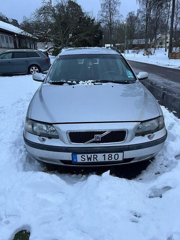 Begagnad Volvo V70 200 HK (147 kW) 2002 Kombi