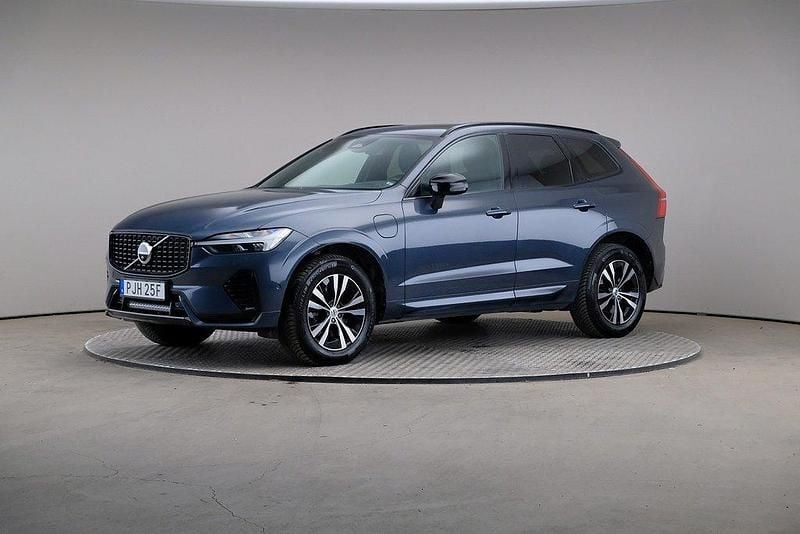 Mörkblå Begagnad 2021 Volvo XC60 R-Design SUV | 389 000 kr (Bra pris) - Bild 1/4