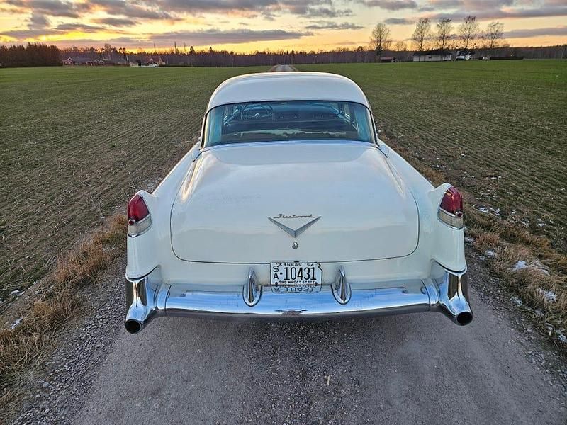 Begagnad Cadillac Fleetwood 1954 Sedan