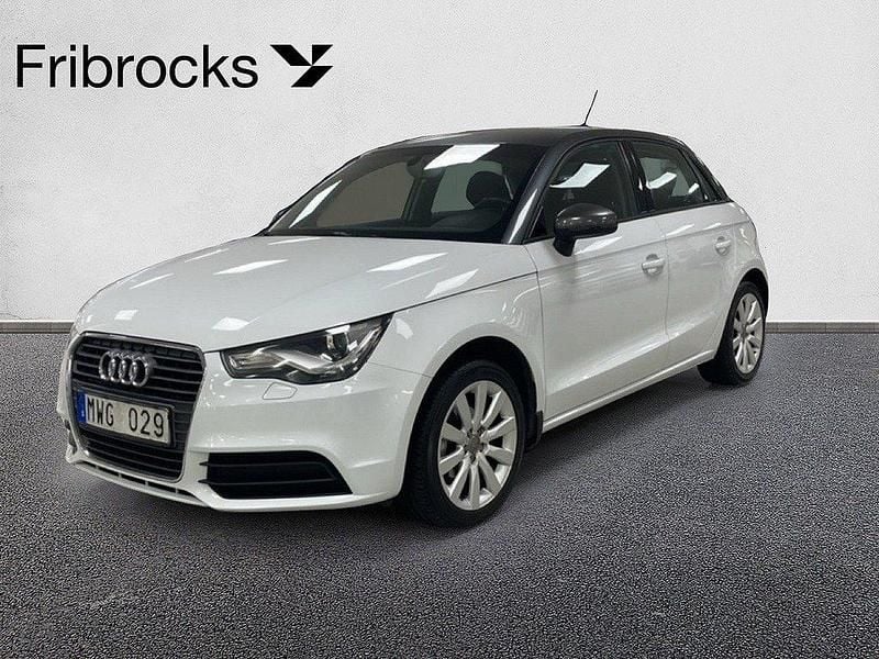 Vit Begagnad 2013 Audi A1 Sportback Halvkombi | 79 900 kr (Marknadspris) - Bild 1/4