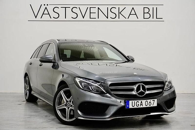 Grå Begagnad 2017 Mercedes C220 AMG Kombi | 214 000 kr (Marknadspris) - Bild 1/4