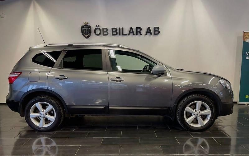 Begagnad Nissan Qashqai +2 131 HK (96 kW) 2012 Grå SUV
