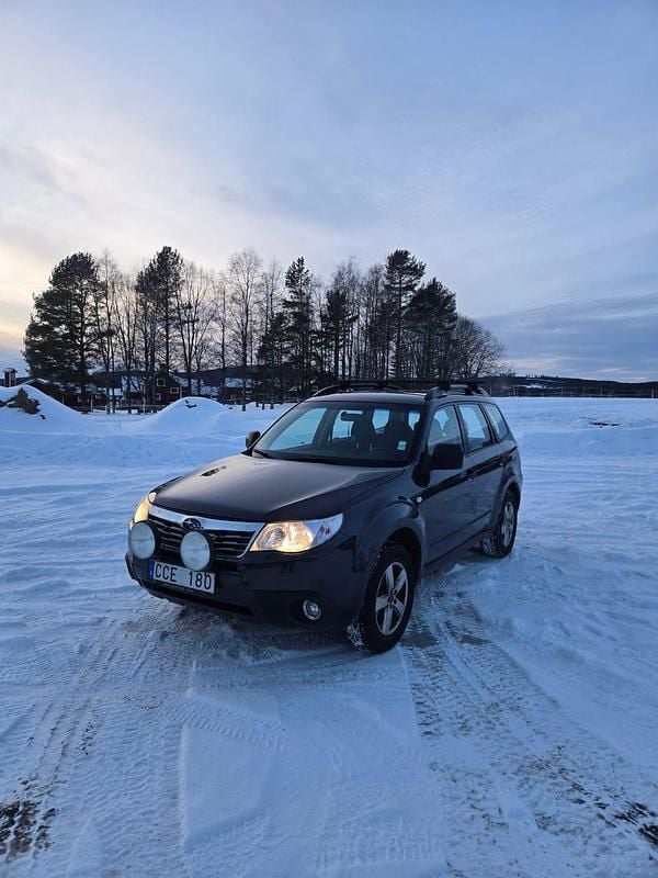 Begagnad Subaru Forester 150 HK (110 kW) 2009 SUV