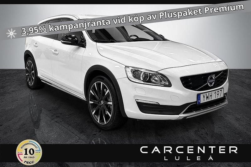 Vit Begagnad 2017 Volvo V60 CC Standard Kombi | 189 900 kr (Marknadspris) - Bild 1/3