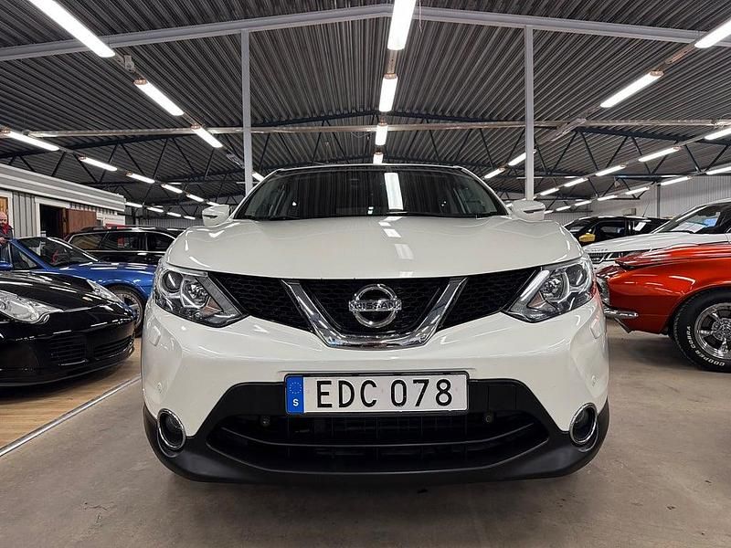 Begagnad Nissan Qashqai 110 HK (80 kW) 2016 Vit SUV