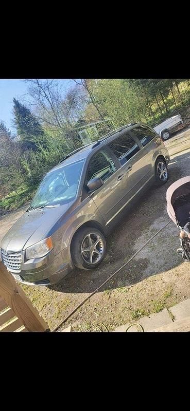 Begagnad 2010 Chrysler Grand Voyager Minibuss | 65 000 kr - Bild 1/4
