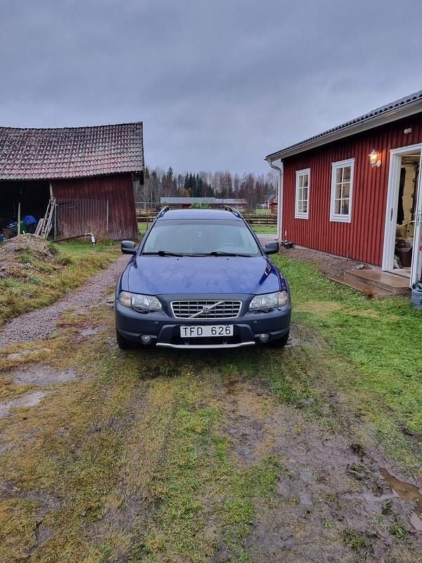 Begagnad Volvo XC70 Ocean Race 200 HK (147 kW) 2002 Ocean blue Kombi