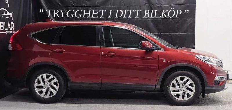 Begagnad Honda CR-V S 120 HK (88 kW) 2015 Röd SUV