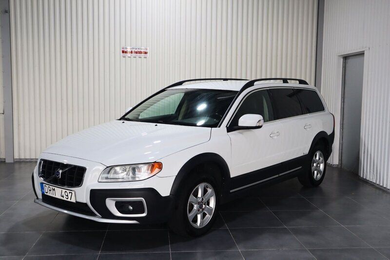 Vit Begagnad 2008 Volvo XC70 Summum SUV | 109 900 kr (Marknadspris) - Bild 1/4
