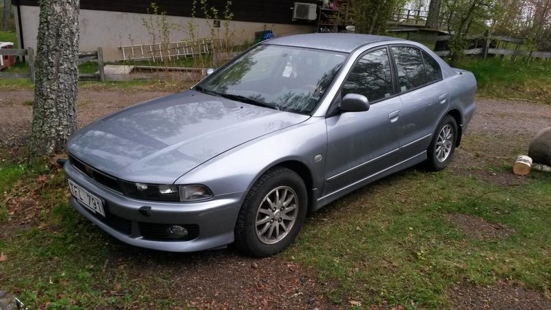 Såld Mitsubishi Galant 2.5 V6, begagnad 2002, 17 000 mil i