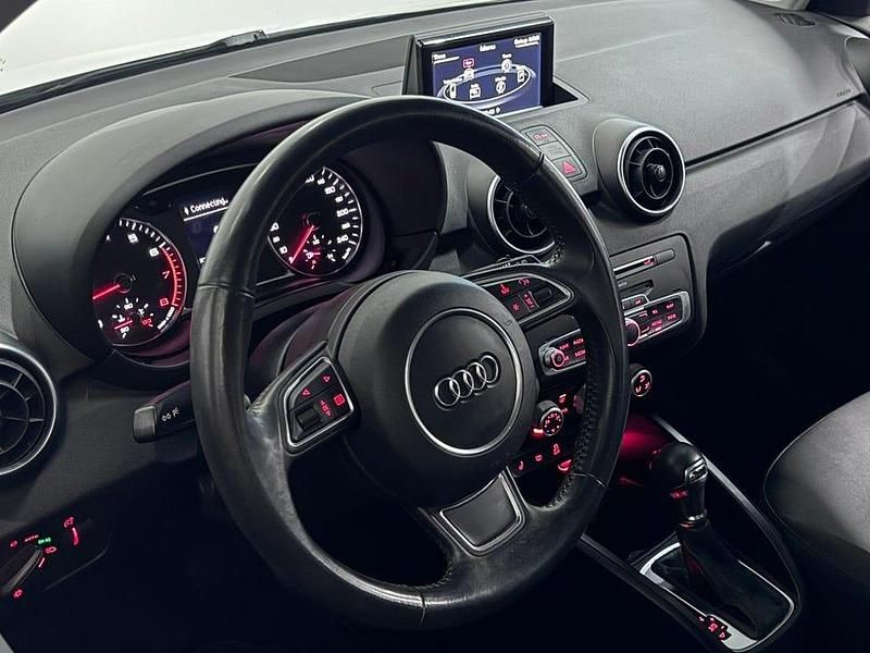 Begagnad Audi A1 Sportback 95 HK (69 kW) 2016 Vit Halvkombi