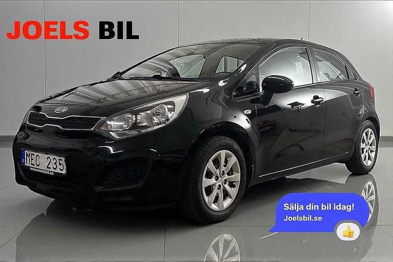 Svart Begagnad 2011 Kia Rio Halvkombi | 56 900 kr (Marknadspris) - Bild 1/4
