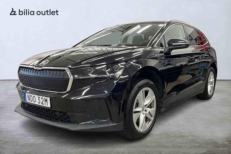 Begagnad Skoda Enyaq iV 150 kW (204 HK) 2023 Svart SUV