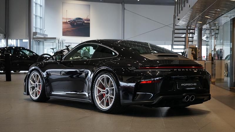 Ny Porsche 911 2026 Svart