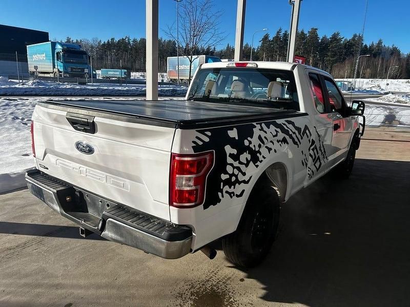 Begagnad Ford F-150 XL 290 HK (213 kW) 2019 Vit Pickup