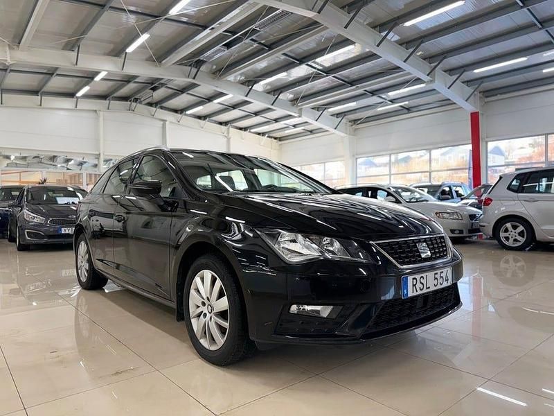 Begagnad Seat Leon ST Style 110 HK (80 kW) 2018 Svart Kombi