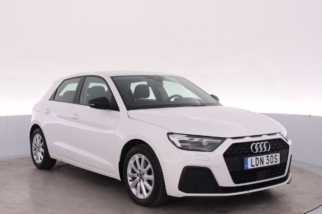 Cortinavit Begagnad 2021 Audi A1 Sportback Proline Halvkombi | 199 000 kr (Marknadspris) - Bild 1/4
