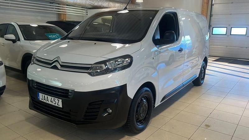 Vit Begagnad 2022 Citroën Jumpy Business Class Minibuss | 269 900 kr (Bra pris) - Bild 1/4