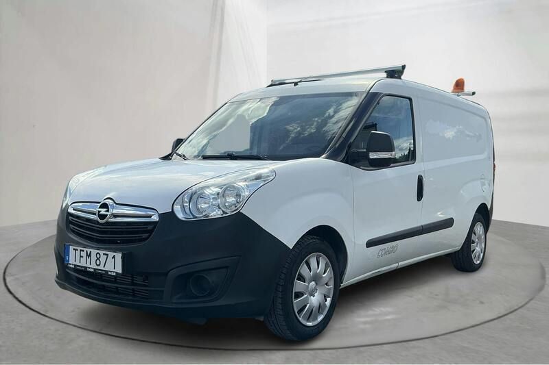 Vit Begagnad 2015 Opel Combo Minibuss | 33 000 kr - Bild 1/4